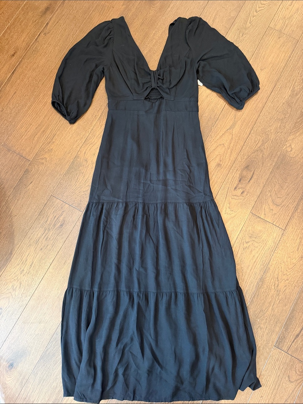 Goodthreads Black V-Neck Cutout Tiered Maxi Dress Size XS NWT - C26-037